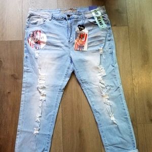 NWT womens VIP jeans destruction collection sculpting strect light blue jeans
